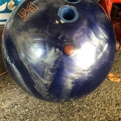 ボーリング球2個
の画像