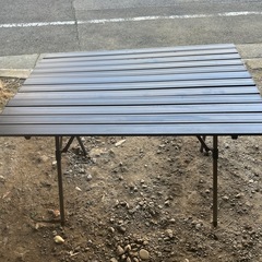 アウトドアテーブルの画像