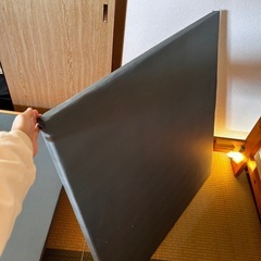 木製シングルベッドの画像