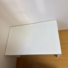 ホワイト　テーブル　ローテーブルの画像