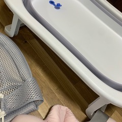 赤ちゃん ふわふわバスネット折りたたみベビーバス の画像
