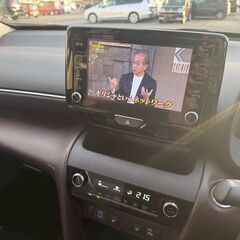トヨタ　ヤリスクロス　ハイブリッドZ　車検2年取り直し　ディスプレイオーディオ　　Bluetooth　パノラマモニター　LEDヘッドライトの画像