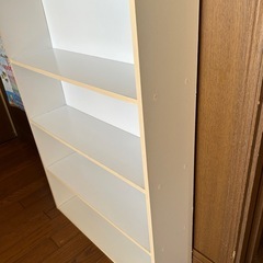 本棚　漫画棚の画像