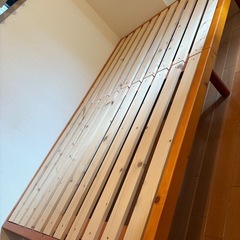 【無料】セミダブルベッドフレーム　
お譲りしますの画像