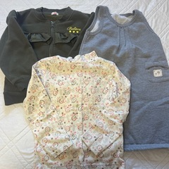 冬用トップス120サイズ　セットの画像