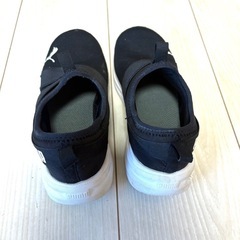 プーマ　スリッポンスニーカー20cm の画像