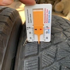 175/80-16ジムニースタッドレスタイヤセットの画像