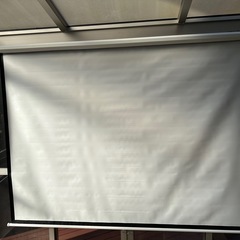 ⭐️早い者勝ち！美品！⭐️ プロジェクタースクリーン 100インチ 吊り下げ 天井 壁掛け ホームシアターの画像