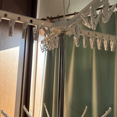 ３段洗濯物干しの画像