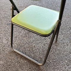 KOKUYOパイプ椅子1脚500円　10脚ありますの画像