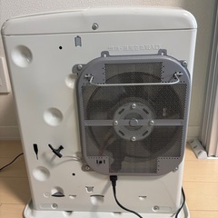 石油ファンヒーターの画像