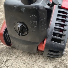 エンジンチェンソーの画像