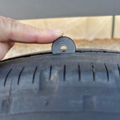 ブリヂストンタイヤ
215/65R15の画像