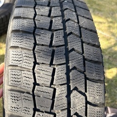 スタッドレスタイヤの画像