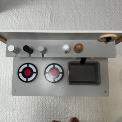 【無料】木製ままごとキッチン／付属品あり・美品◎ 引き取り早い方優先します の画像