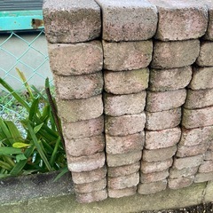 　　　　　レンガ売りますの画像