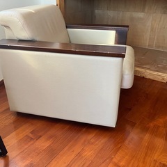 ソファの画像