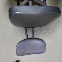 【無料０円】椅子 ジャンク ノークレームノーリターンの画像