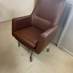 キャスター付きイス　チェアー　の画像