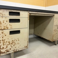 オフィス机　作業台　学習机
の画像