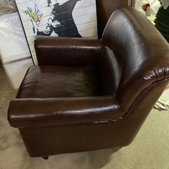 チェスターフィールド 英国アンティーク調 ブラウン 合成皮革 PUレザー シンプル VINCENT の画像