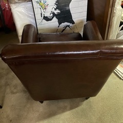 チェスターフィールド 英国アンティーク調 ブラウン 合成皮革 PUレザー シンプル VINCENT の画像