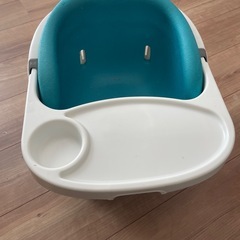 ベビーチェア　食事用チェア　ingenuityの画像