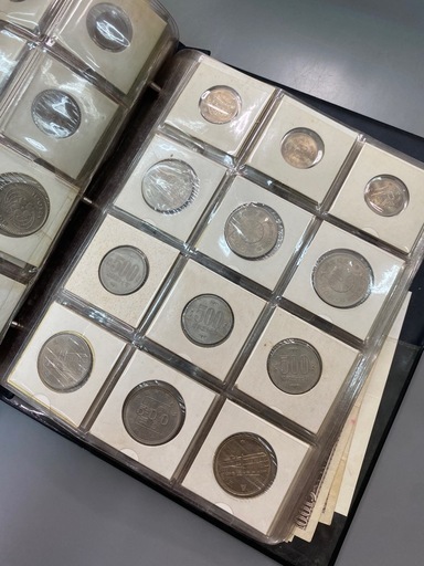 記念硬貨 100,700円分ほか