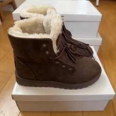 ムートンブーツ　ブラウンの画像