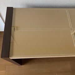 パソコンデスクの画像