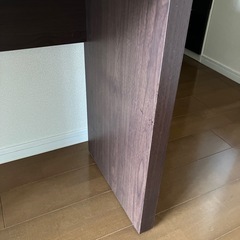 パソコンデスクの画像