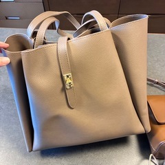 バッグ4つセット(バラ売り不可))の画像