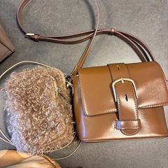 バッグ4つセット(バラ売り不可))の画像