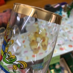 🍺【ビンテージ・紋章入りグラス 6個セット】ゴールド縁・レトロデザインの画像