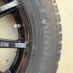 195/65/R16グッドイヤーアイスナビ6スタッドレスタイヤ4本＋ロクサーニスポーツアルミホイール4本セットの画像