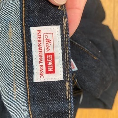 EDWIN 濃紺デニムパンツの画像