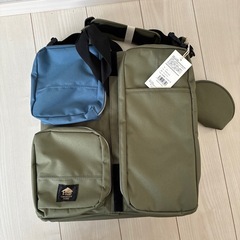 多機能ポケット付き　クーファンバックの画像