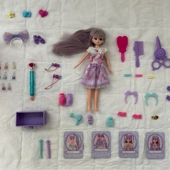 『 ゆめいろリカちゃん カラフルチェンジ 』 と『ゆめいろヘアメイクバッグ』のセットの画像