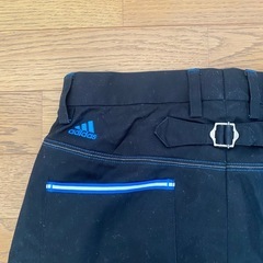 adidasハーフパンツの画像