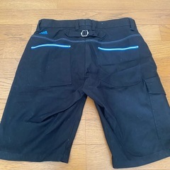 adidasハーフパンツの画像