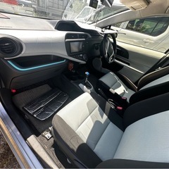 トヨタ アクアの画像