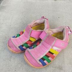 靴　スニーカー　長靴　サンダルの画像