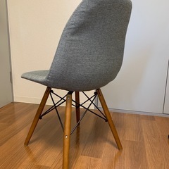 グレー　チェア　椅子の画像