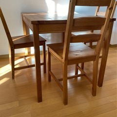 ダイニングテーブルセットの画像