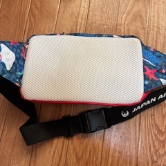 ウエストポーチ　JAL 子供用の画像