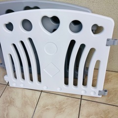 KATOJI ベビーサークル 知育玩具付き グレーの画像