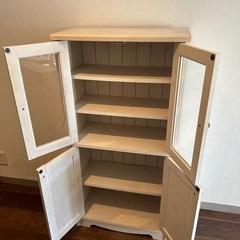 【美品】食器棚の画像
