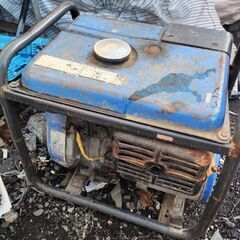 【現状渡し】5,000円🌟YAMAHA 発電機 EF2200🌟動作不明 部品取りにの画像