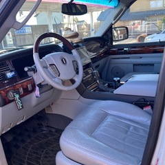 リンカーンナビゲーターの画像