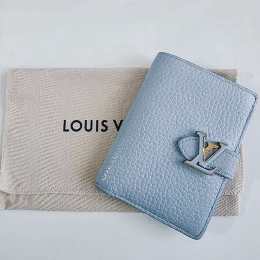 LOUIS VUITTON ライトブルー 二つ折り財布正規品保証2674